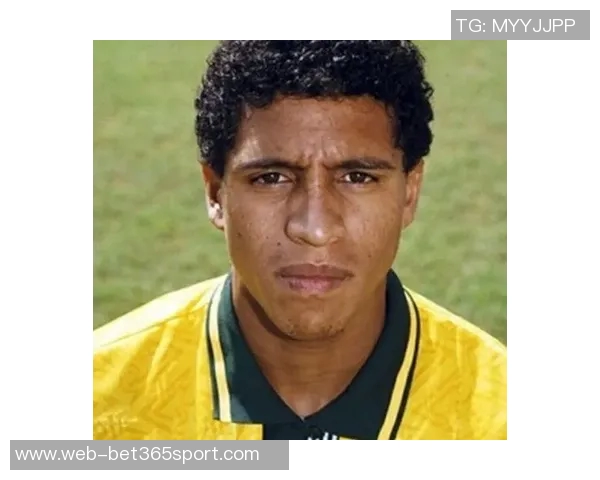 卡洛斯称大罗才是真正的足球之神若非受伤金球数可达十五座