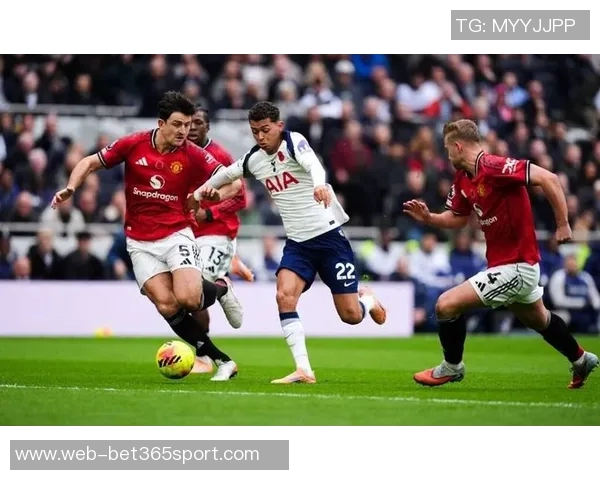 曼联在阿莫林带领下迎来英超五轮不败热刺战平展现强劲实力